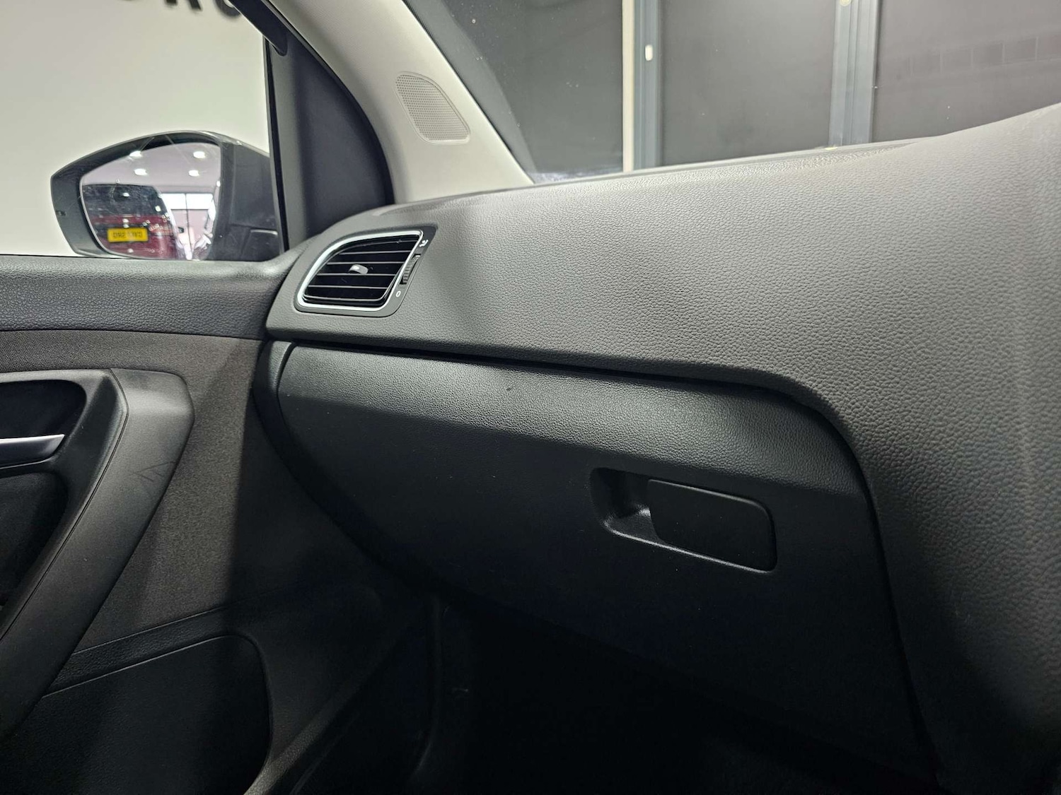 Used Volkswagen Polo 2010 for sale - 77542656: Photo 30