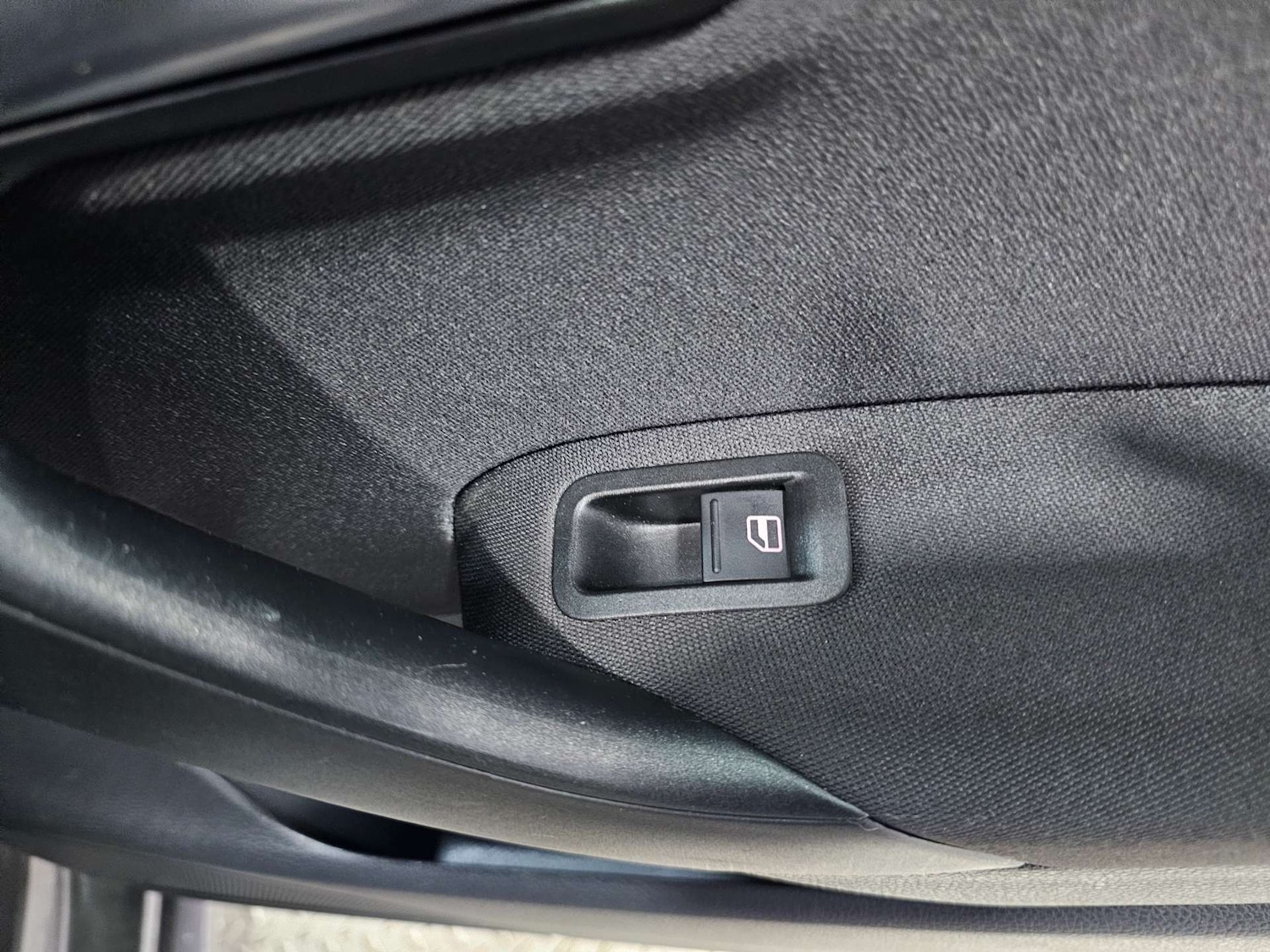 Used Volkswagen Polo 2010 for sale - 77542656: Photo 43