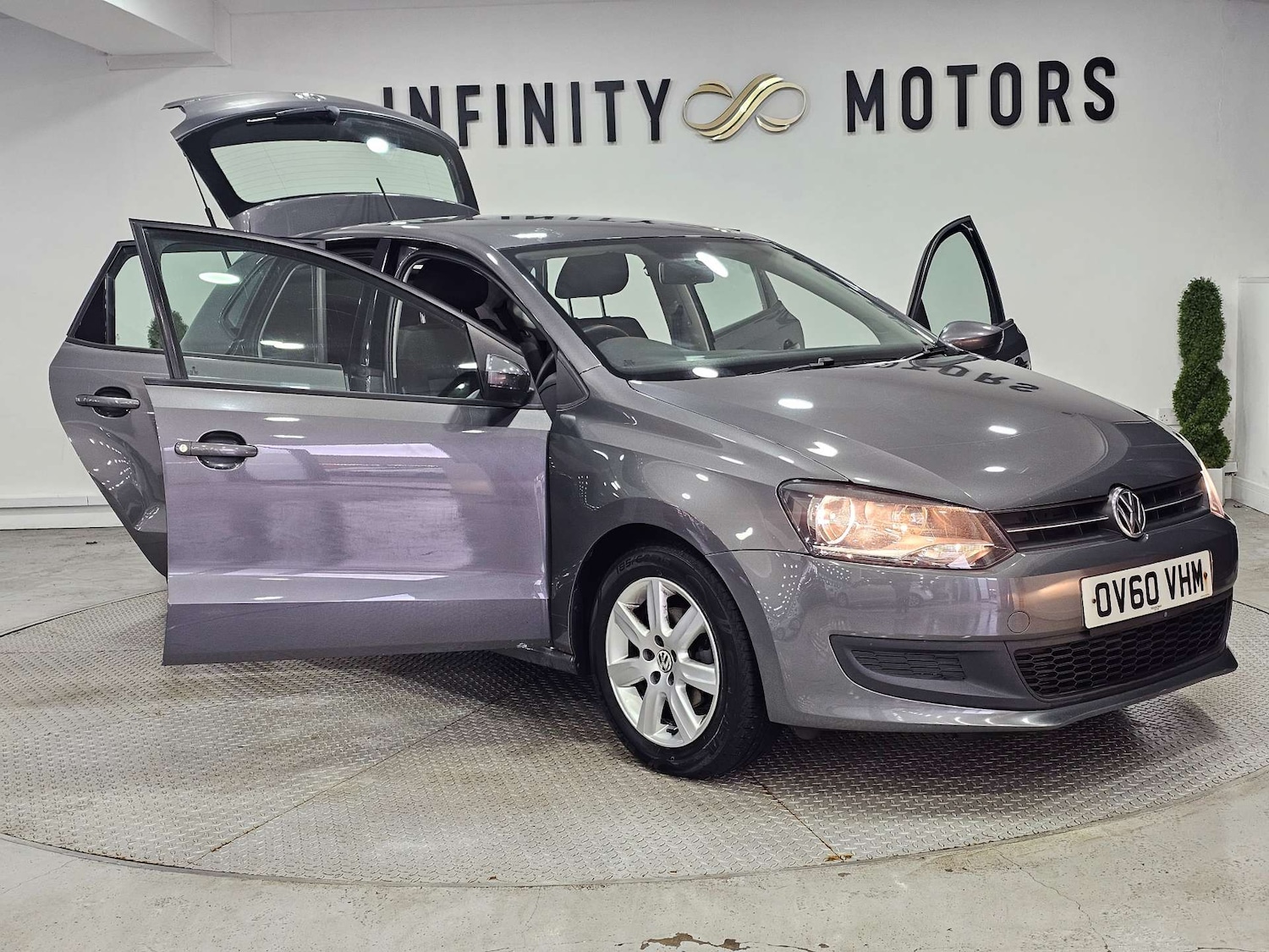 Used Volkswagen Polo 2010 for sale - 77542656: Photo 63