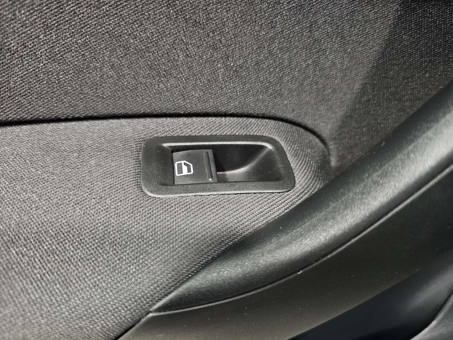 Used Volkswagen Polo 2010 for sale - 77542656: Photo 77