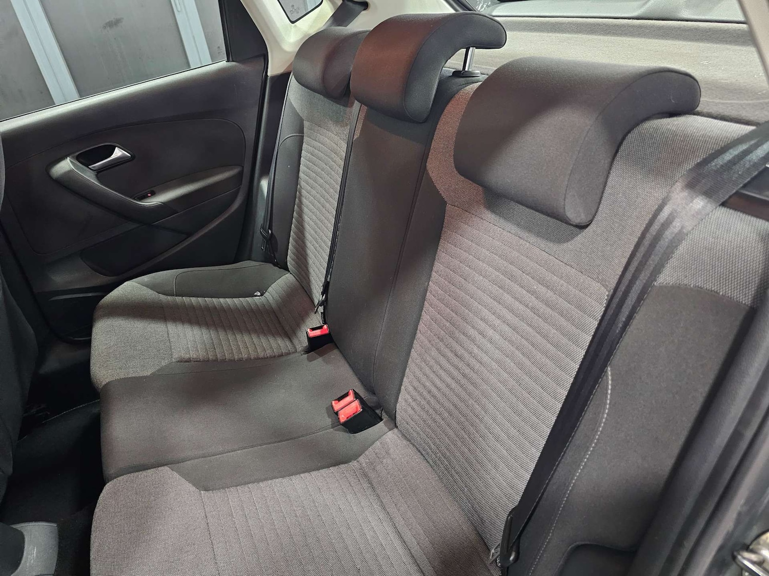 Used Volkswagen Polo 2010 for sale - 77542656: Photo 78