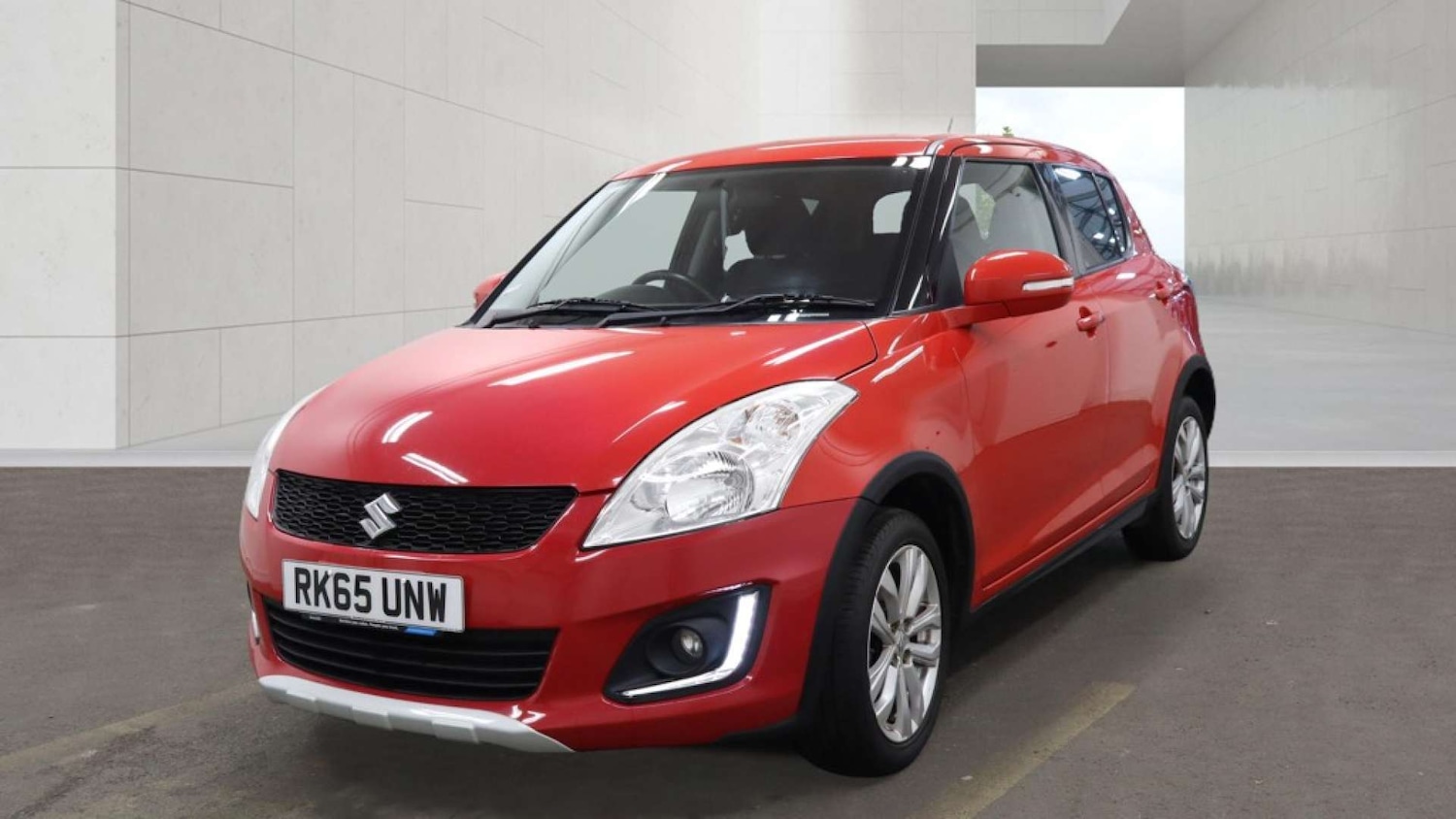 Used Suzuki Swift 2015 for sale - 78165491: Photo 3