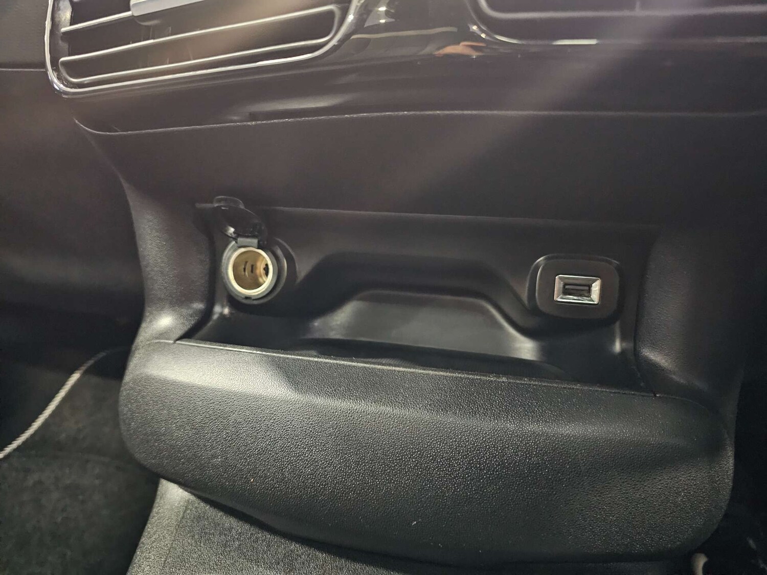 Used Citroen C4 Cactus 2019 for sale - 77105791: Photo 59