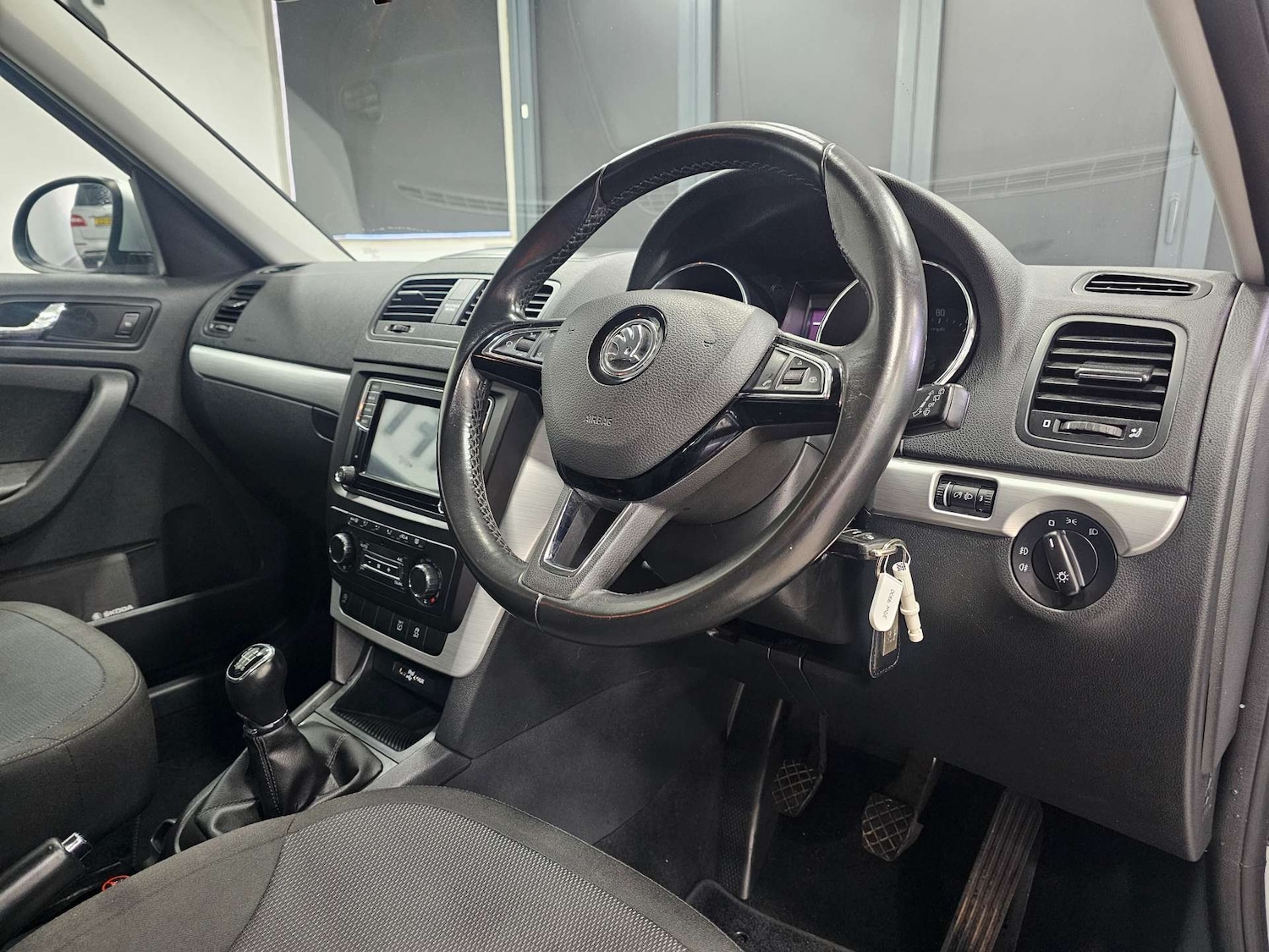 Used Skoda Yeti 2016 for sale - 77562670: Photo 3