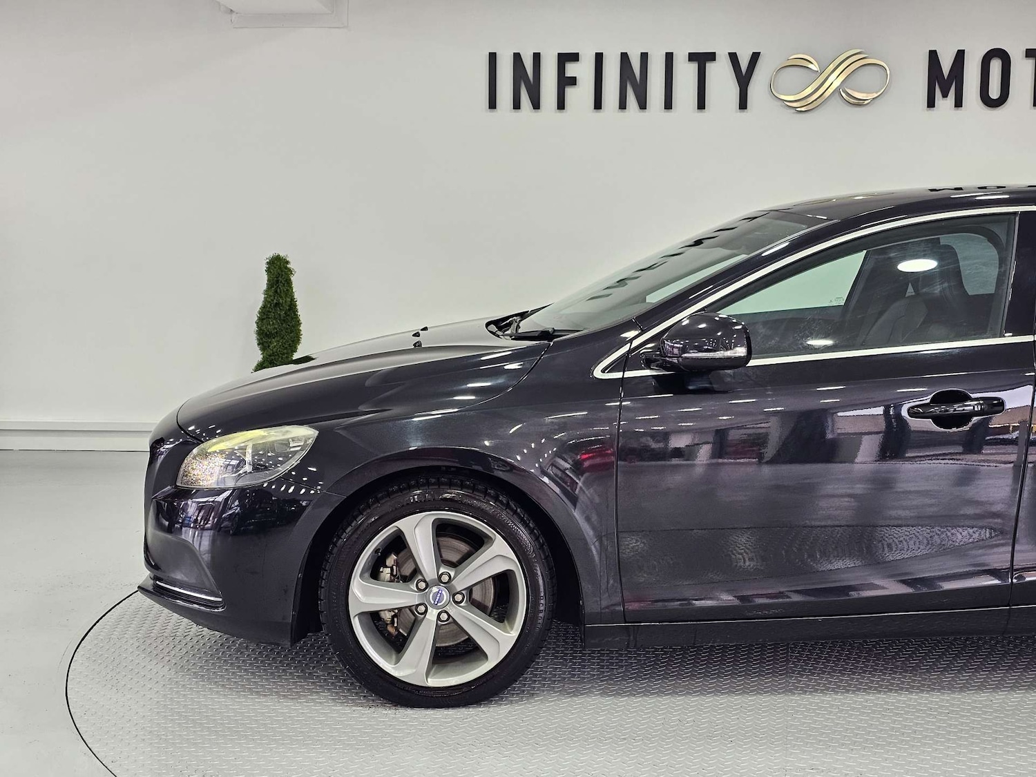 Used Volvo V40 2014 for sale - 78196832: Photo 26