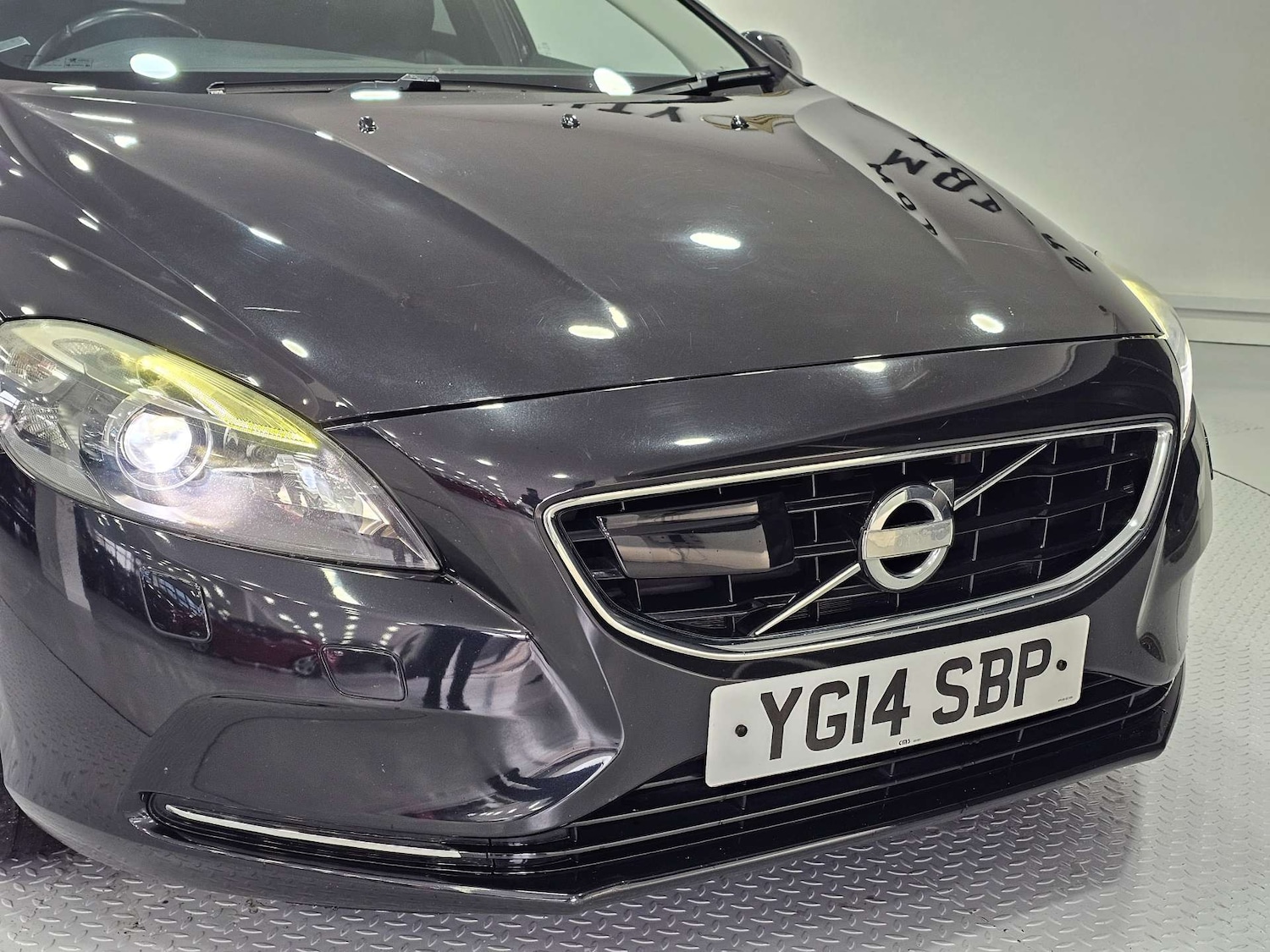 Used Volvo V40 2014 for sale - 78196832: Photo 42