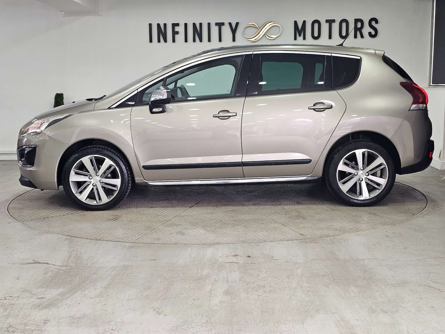 Used Peugeot 3008 2015 for sale - 77903011: Photo 20