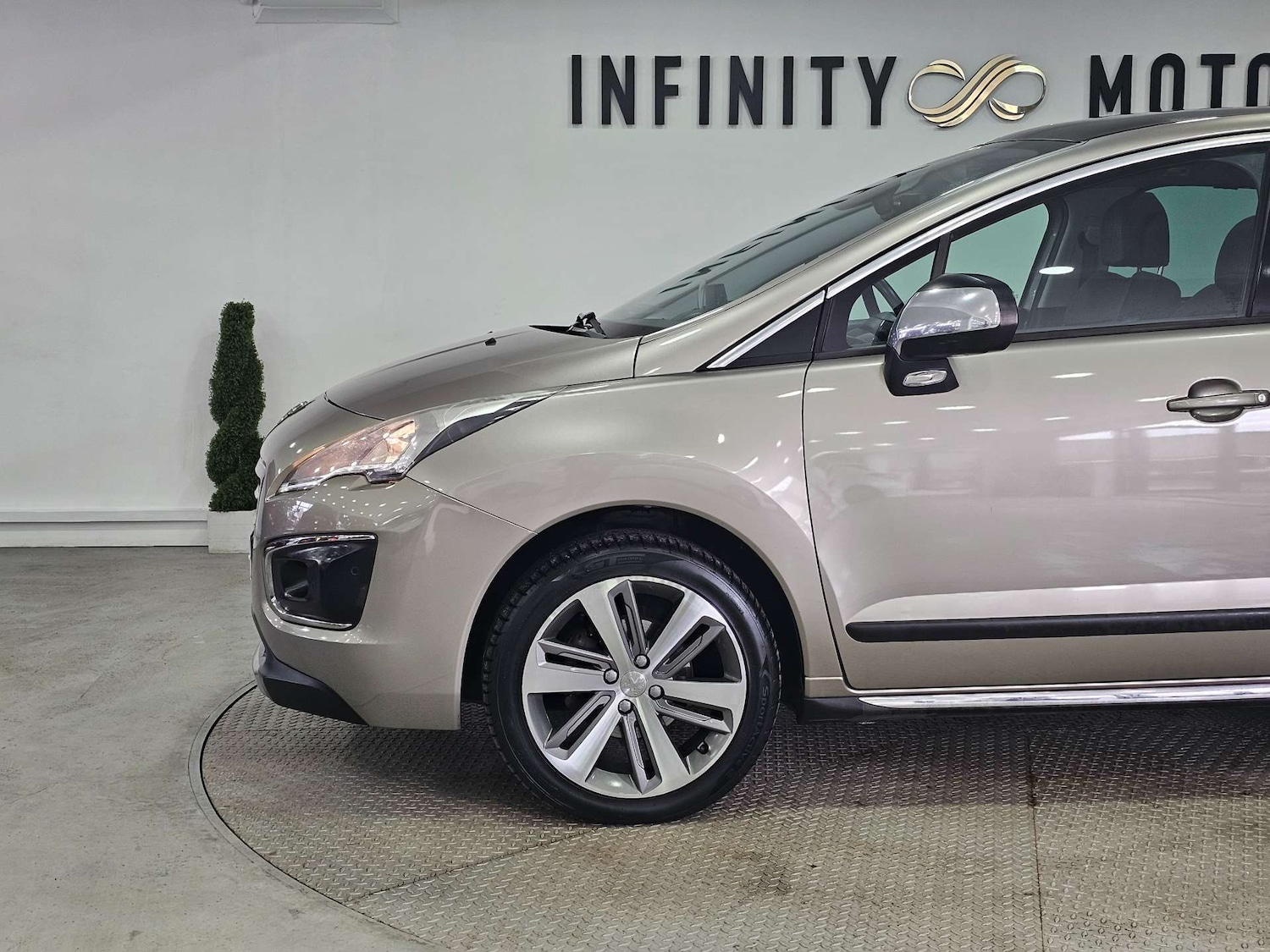 Used Peugeot 3008 2015 for sale - 77903011: Photo 22