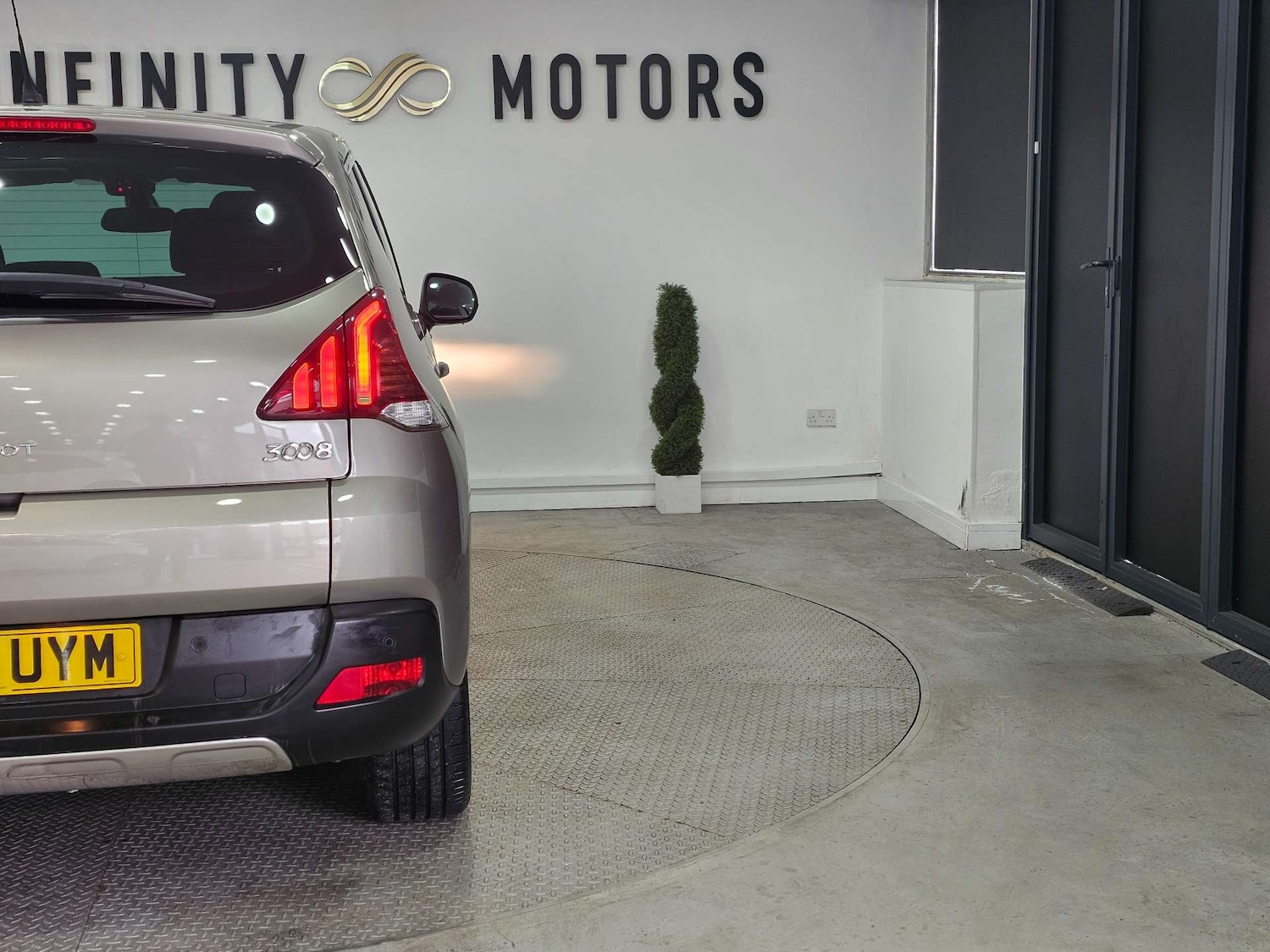 Used Peugeot 3008 2015 for sale - 77903011: Photo 30