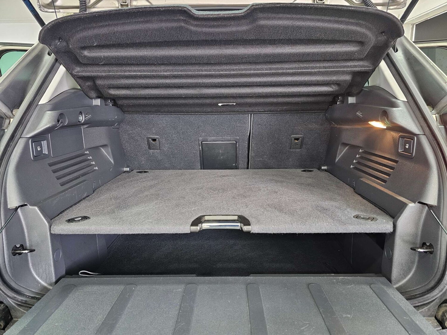 Used Peugeot 3008 2015 for sale - 77903011: Photo 50