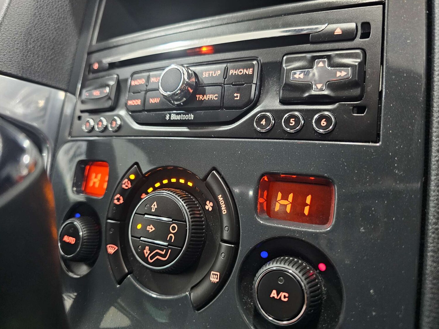 Used Peugeot 3008 2015 for sale - 77903011: Photo 67