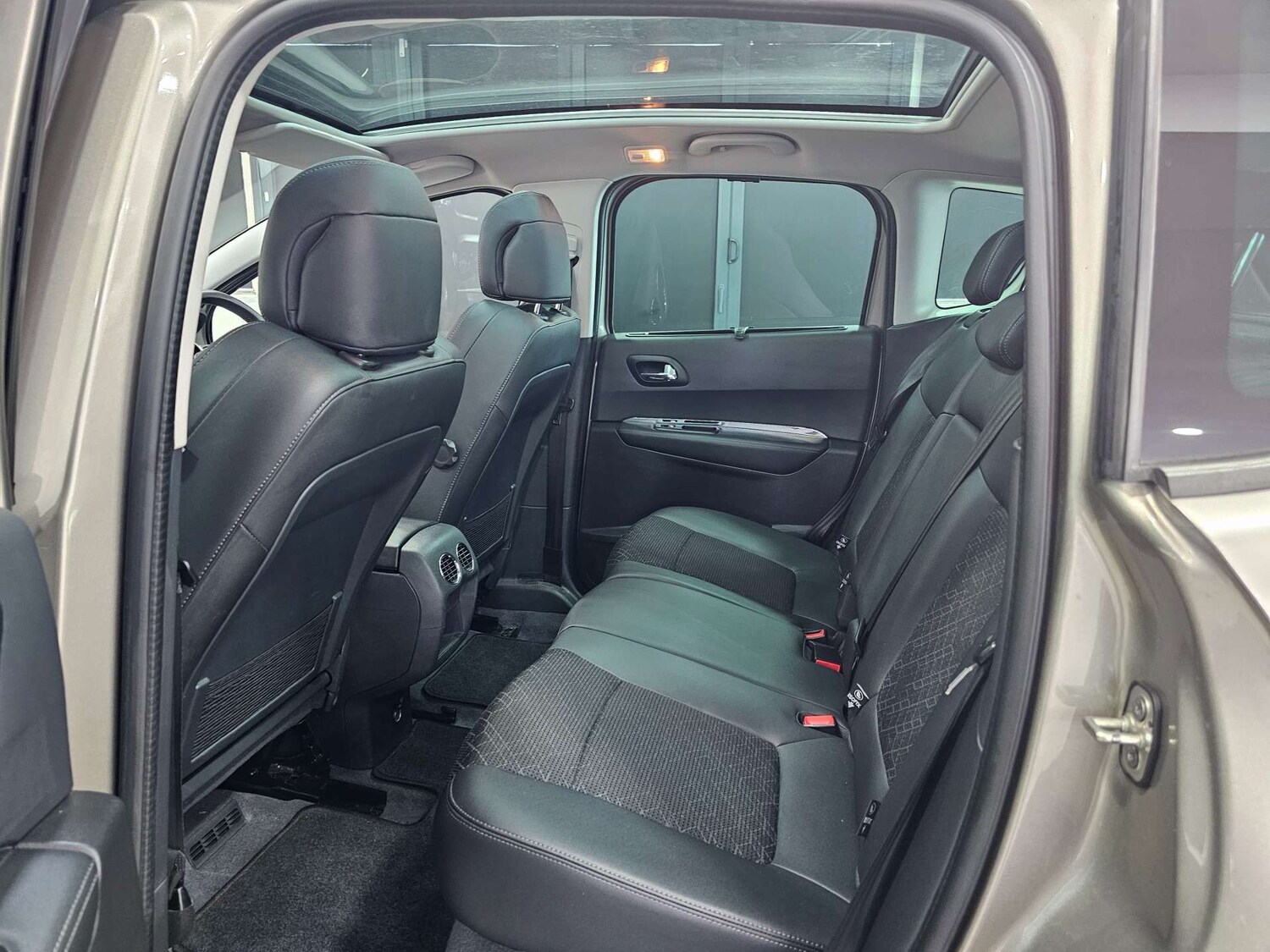 Used Peugeot 3008 2015 for sale - 77903011: Photo 85