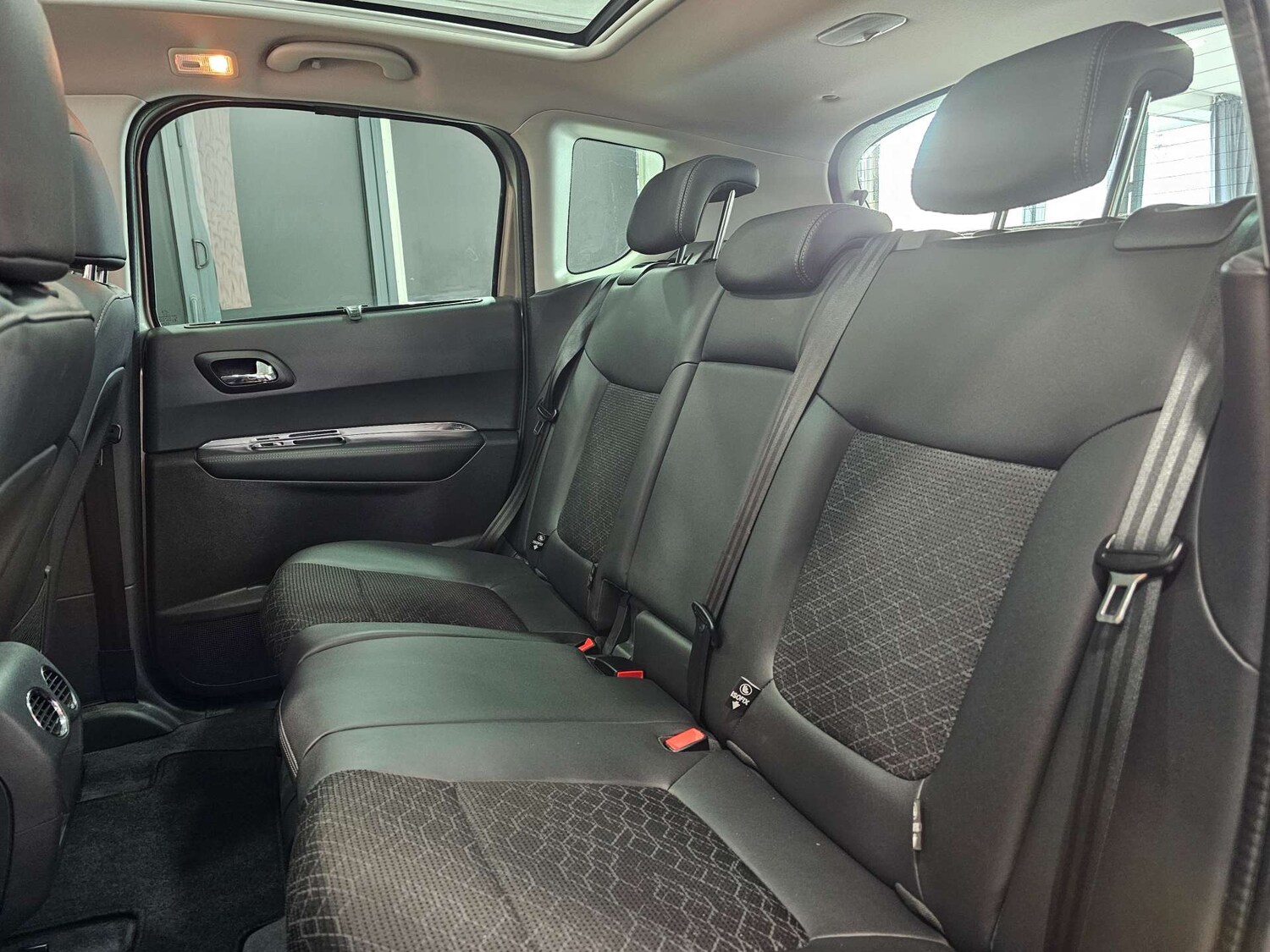 Used Peugeot 3008 2015 for sale - 77903011: Photo 87