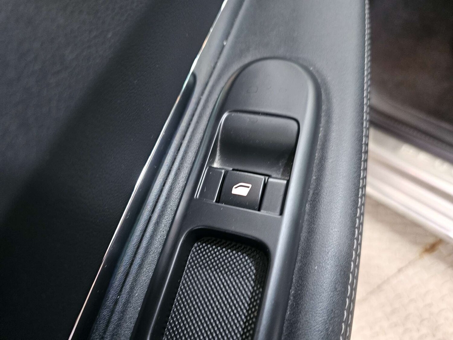 Used Peugeot 3008 2015 for sale - 77903011: Photo 90