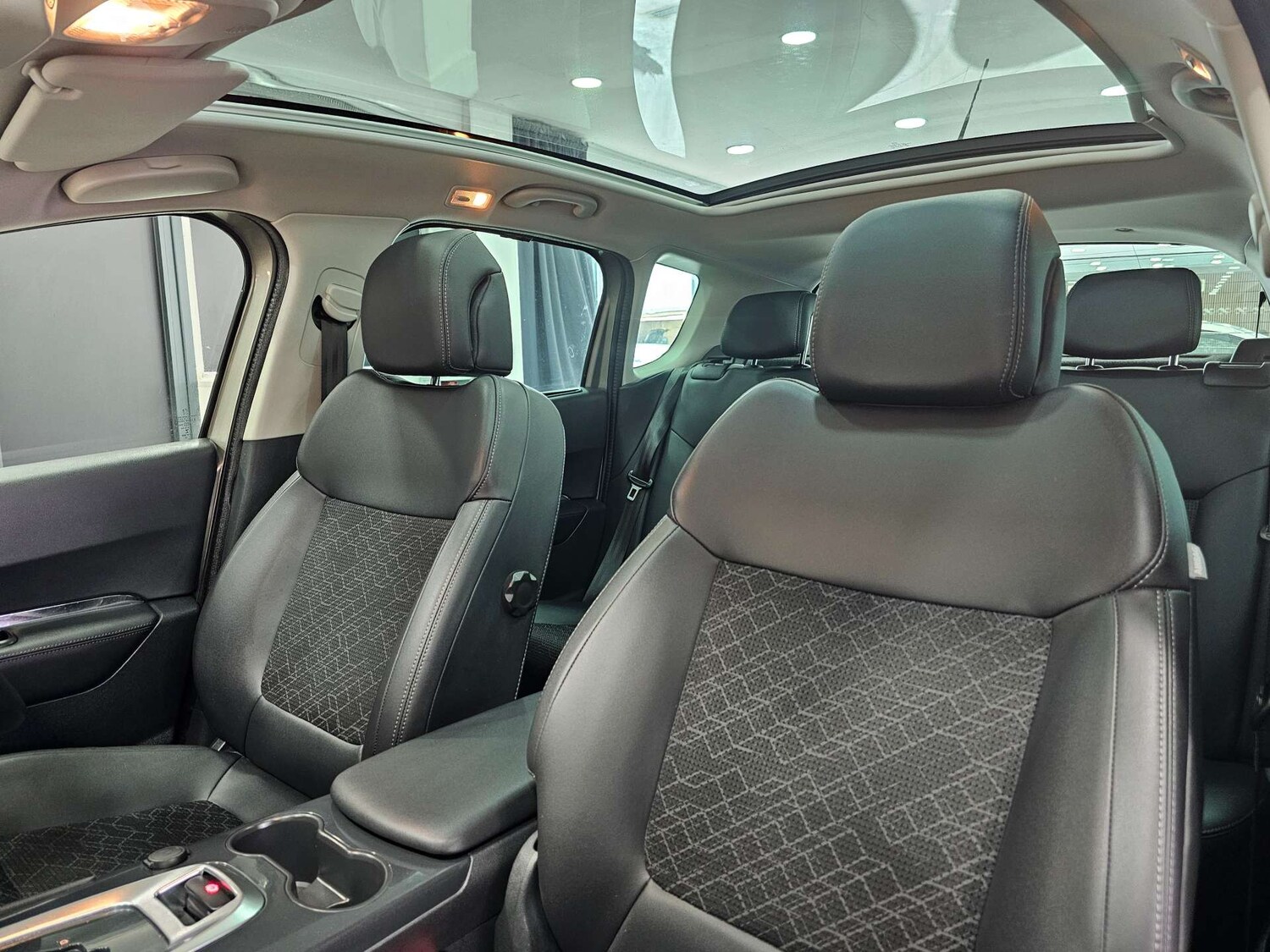 Used Peugeot 3008 2015 for sale - 77903011: Photo 94