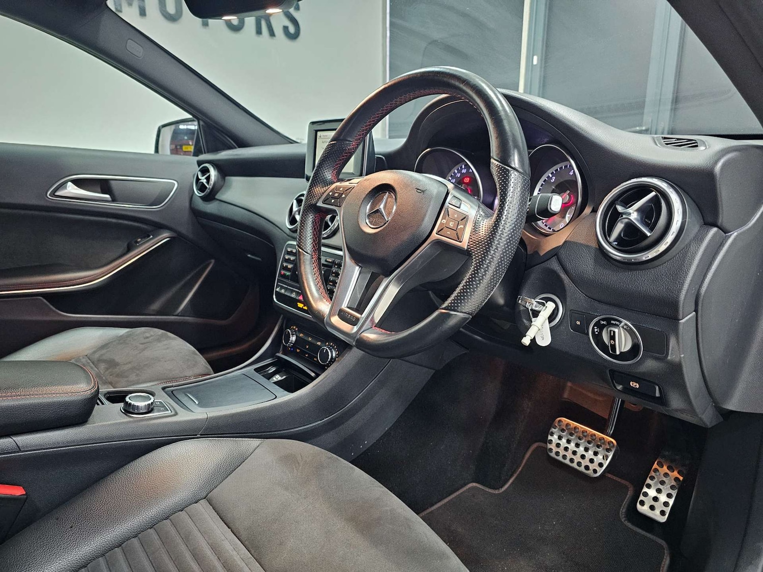 Used Mercedes-Benz GLA 2015 for sale - 77775437: Photo 10