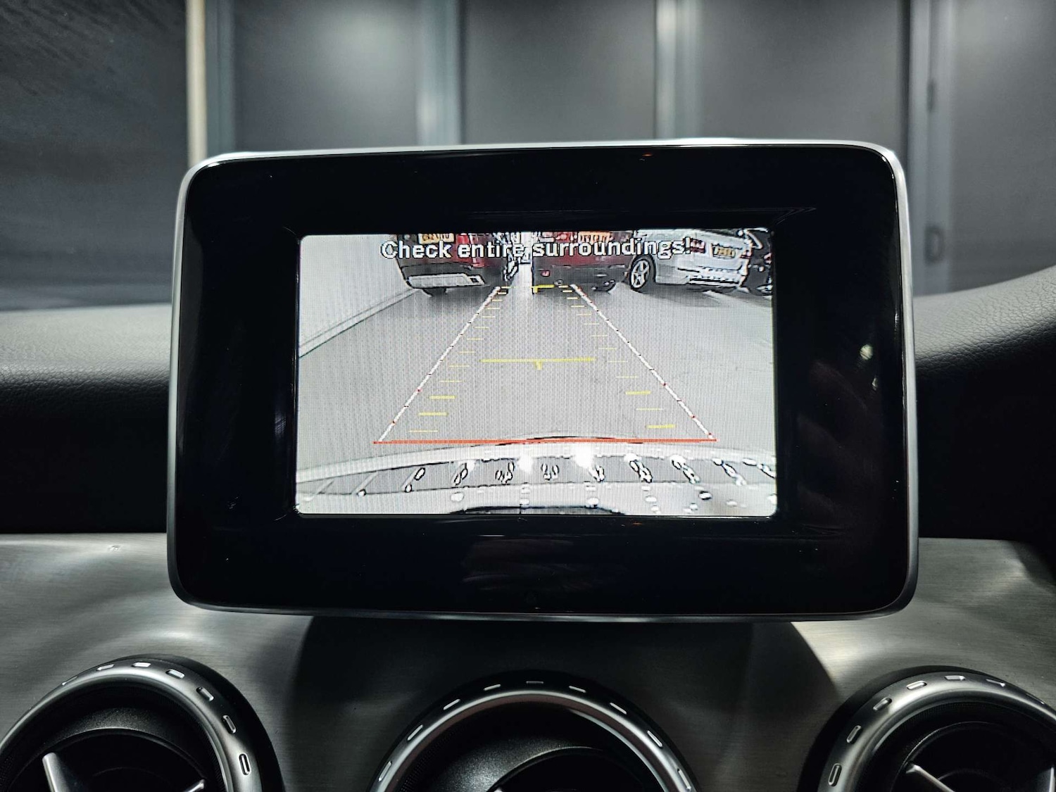 Used Mercedes-Benz GLA 2015 for sale - 77775437: Photo 2