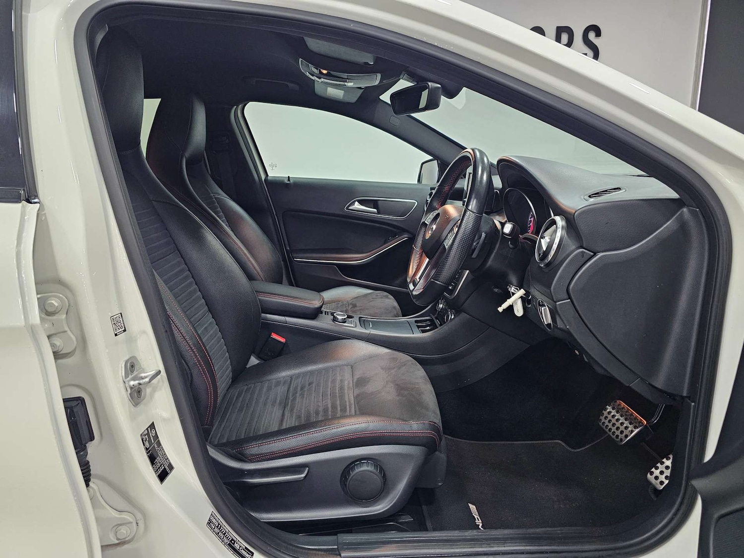 Used Mercedes-Benz GLA 2015 for sale - 77775437: Photo 3