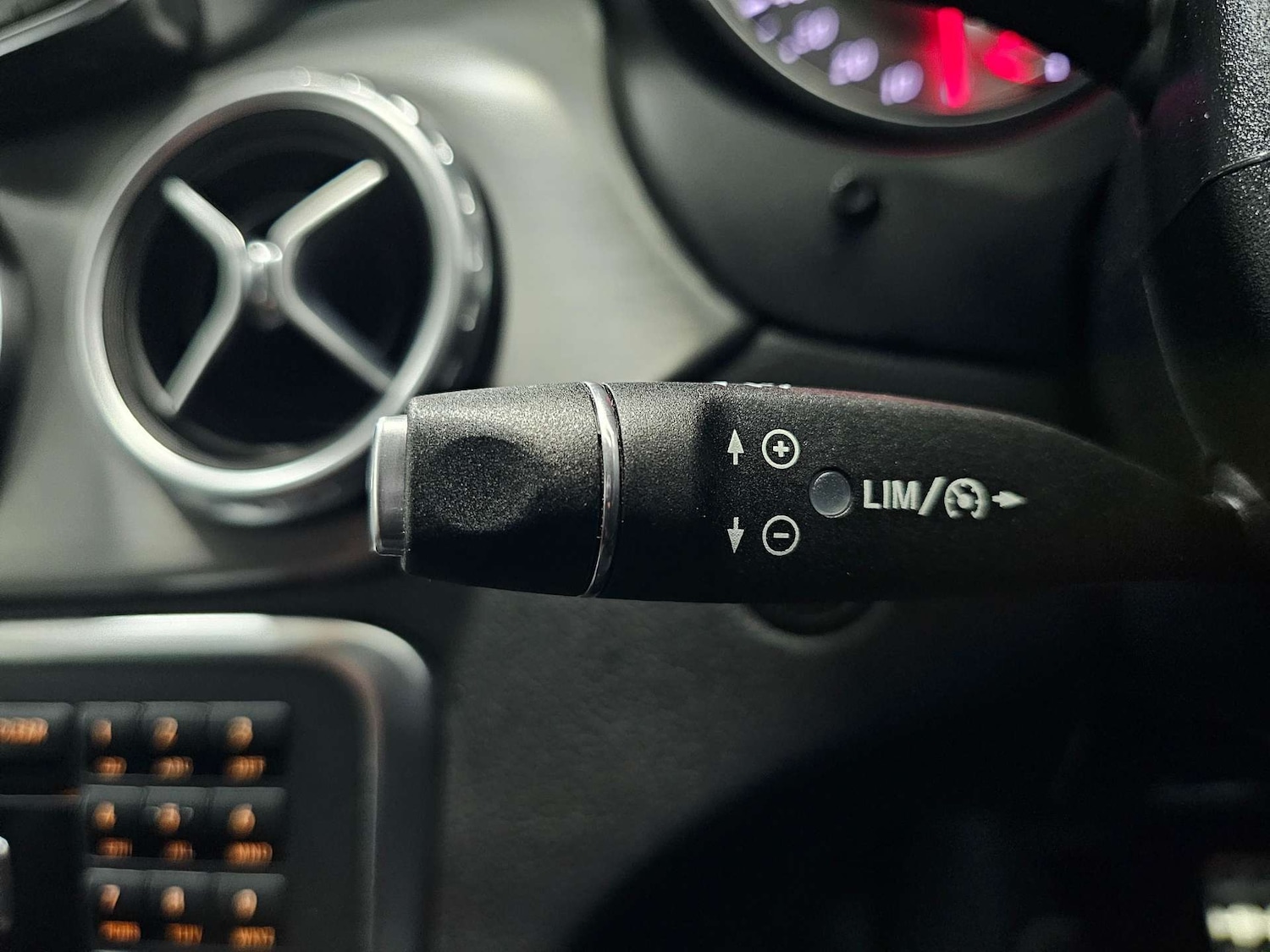 Used Mercedes-Benz GLA 2015 for sale - 77775437: Photo 36