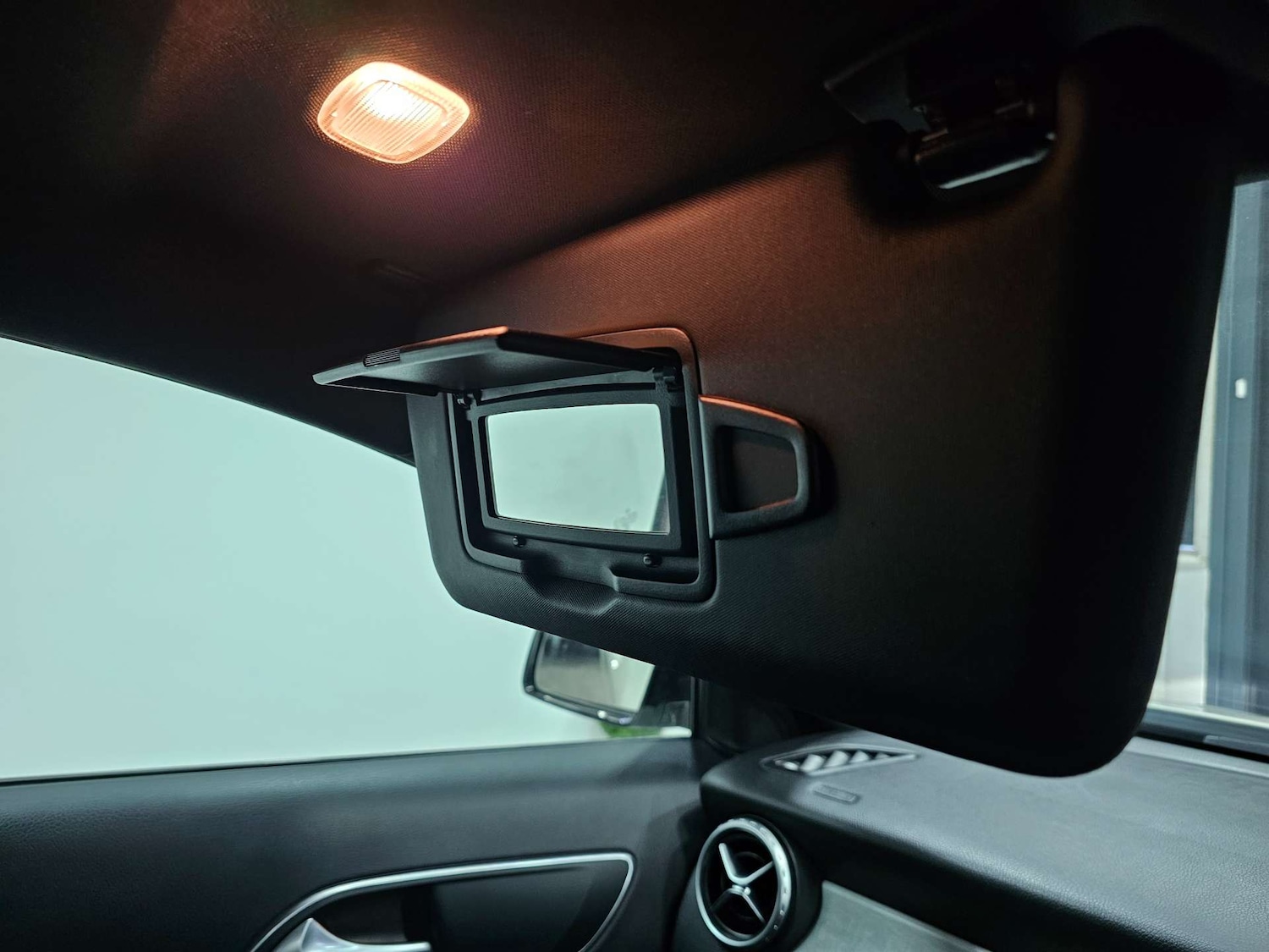 Used Mercedes-Benz GLA 2015 for sale - 77775437: Photo 39