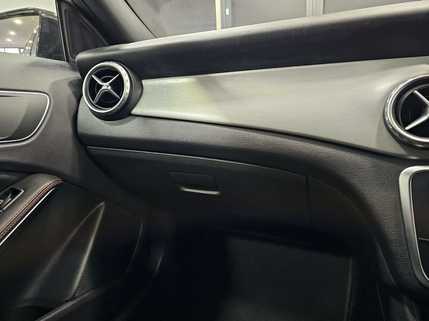 Used Mercedes-Benz GLA 2015 for sale - 77775437: Photo 41