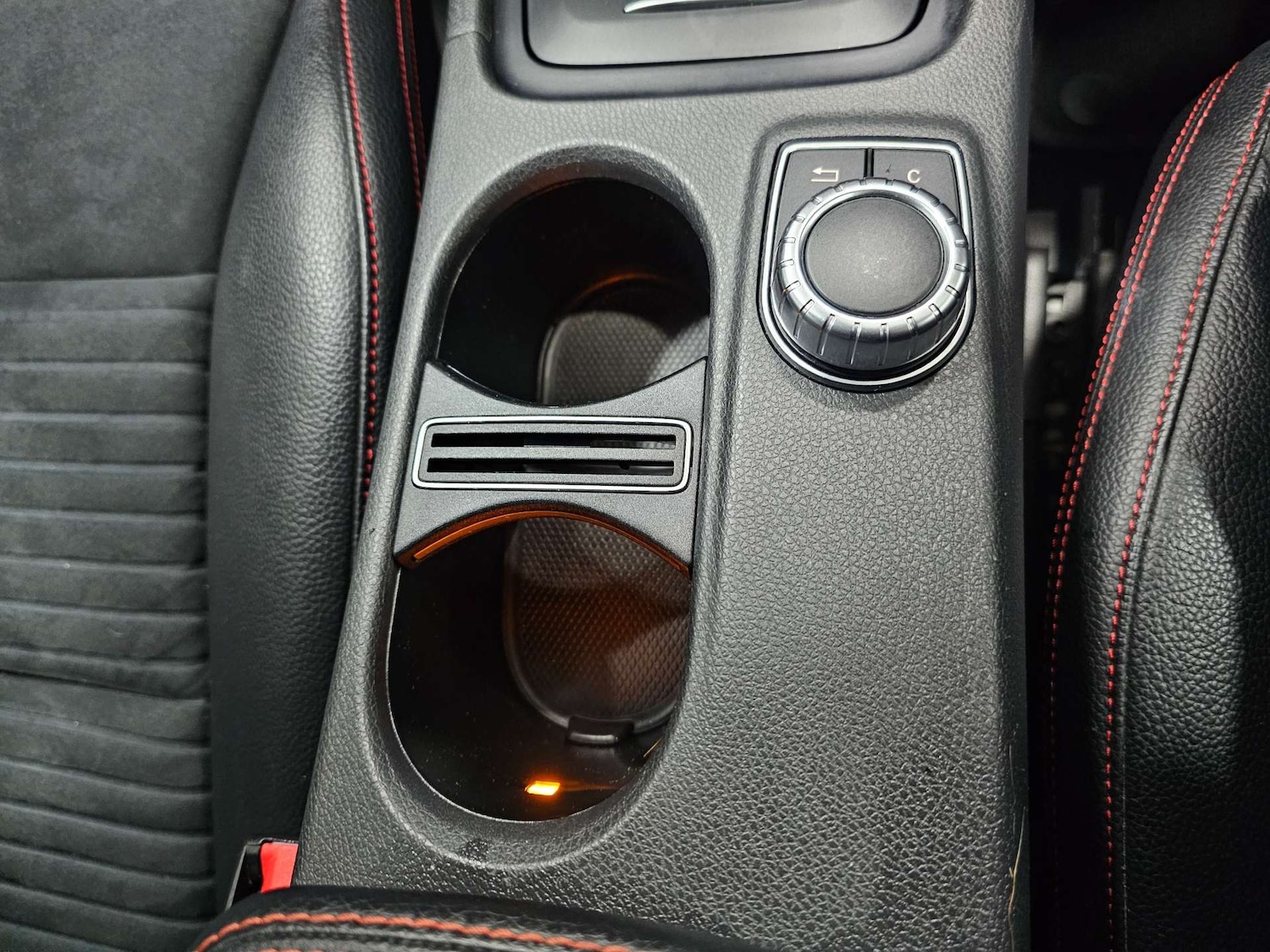 Used Mercedes-Benz GLA 2015 for sale - 77775437: Photo 67