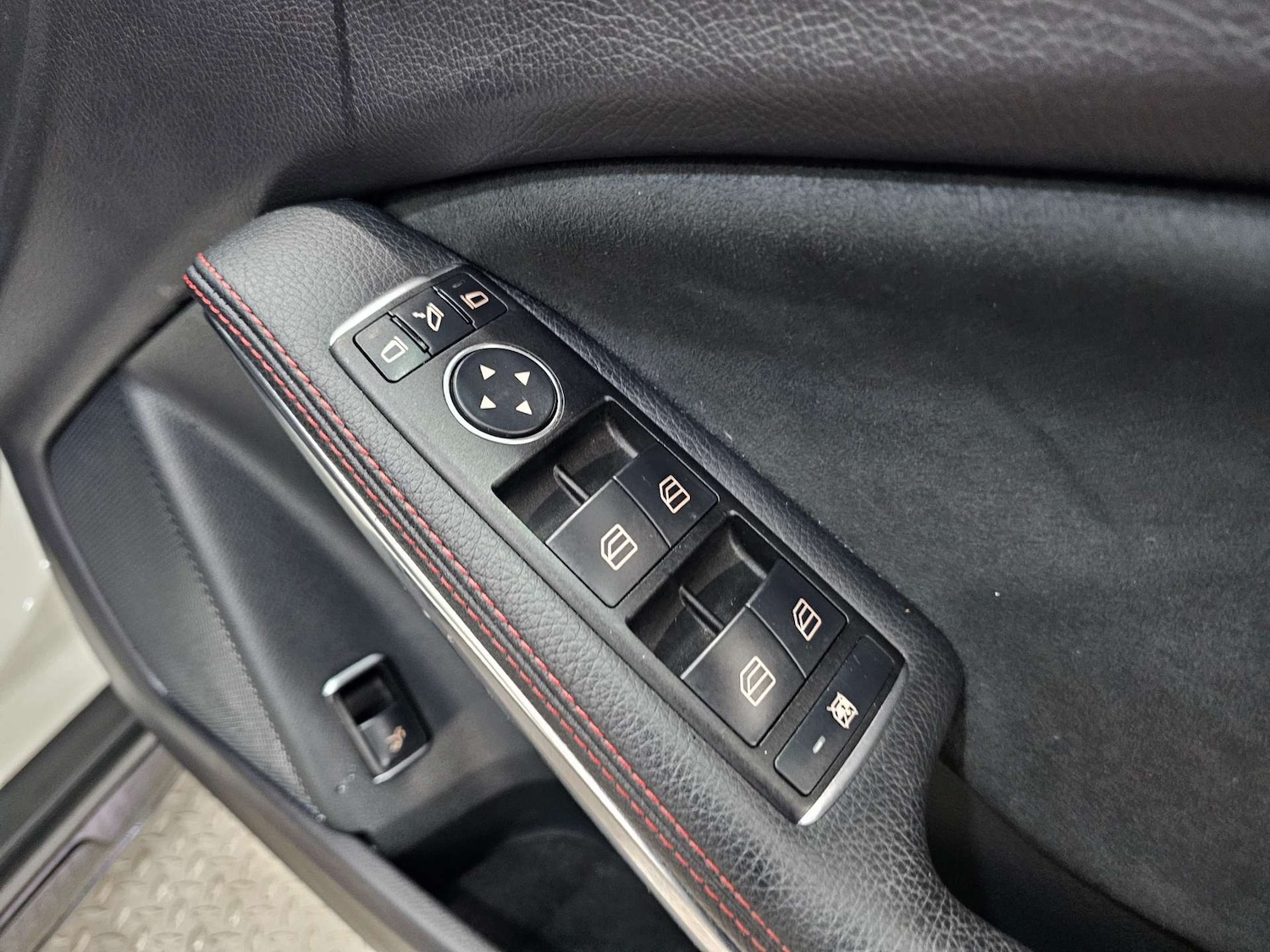 Used Mercedes-Benz GLA 2015 for sale - 77775437: Photo 73