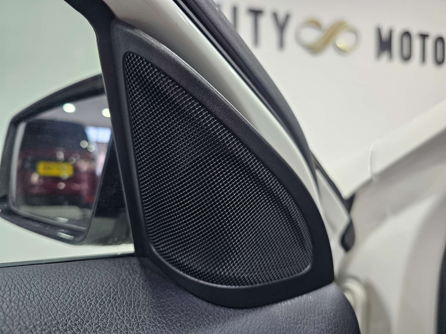 Used Mercedes-Benz GLA 2015 for sale - 77775437: Photo 76