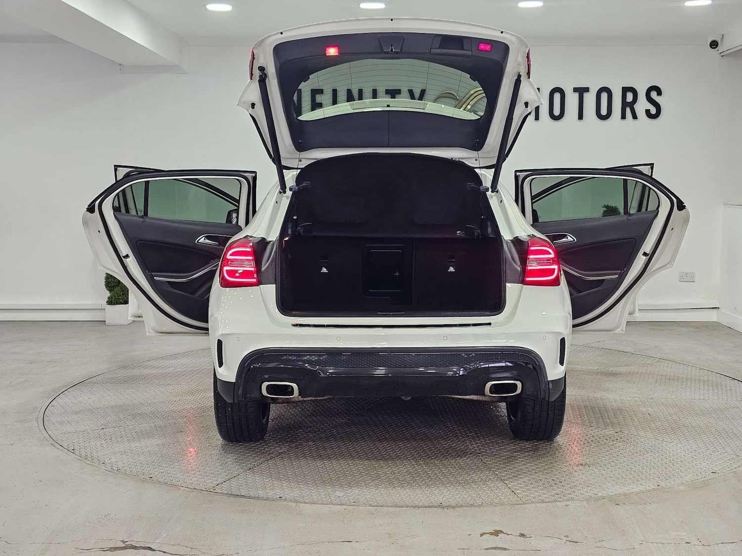 Used Mercedes-Benz GLA 2015 for sale - 77775437: Photo 81