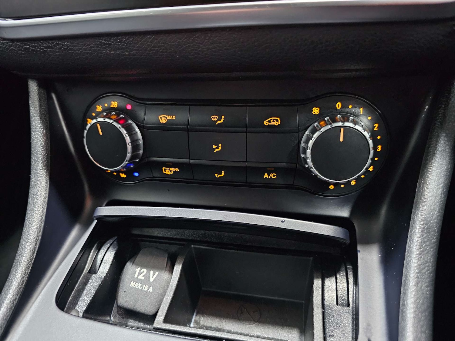 Used Mercedes-Benz GLA 2015 for sale - 77775437: Photo 92