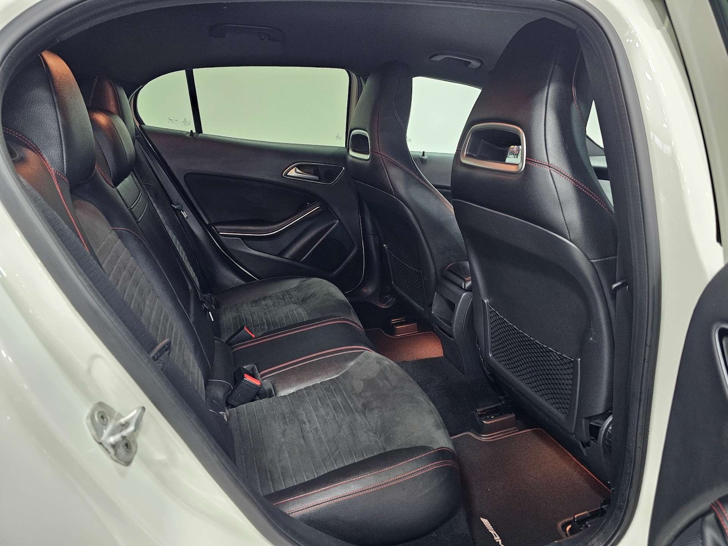 Used Mercedes-Benz GLA 2015 for sale - 77775437: Photo 95