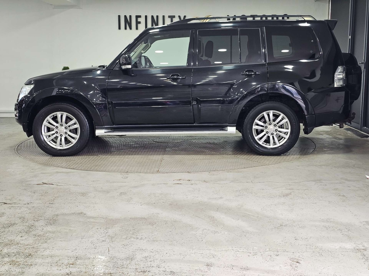 Used Mitsubishi Shogun 2015 for sale - 78003828: Photo 21