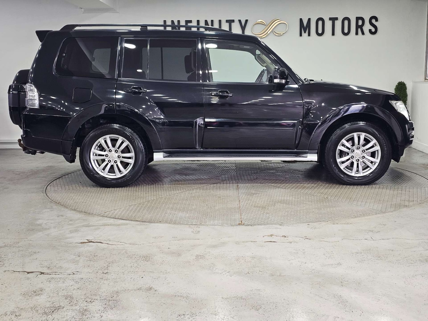 Used Mitsubishi Shogun 2015 for sale - 78003828: Photo 33