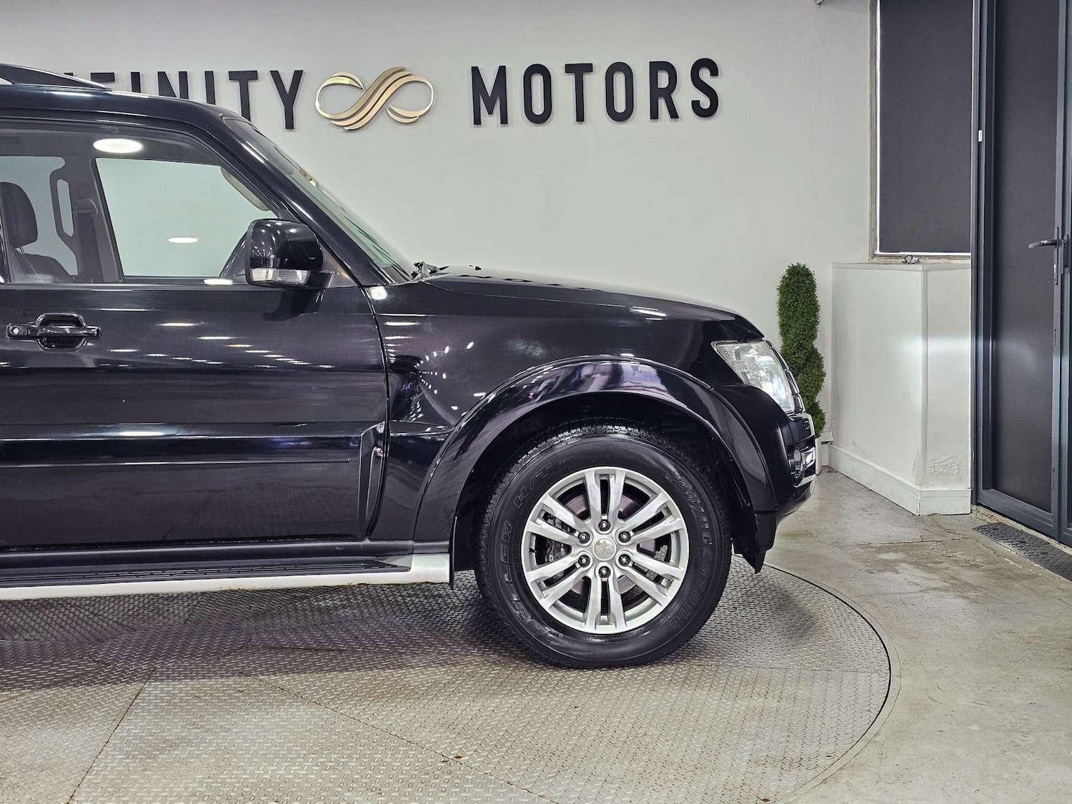 Used Mitsubishi Shogun 2015 for sale - 78003828: Photo 34