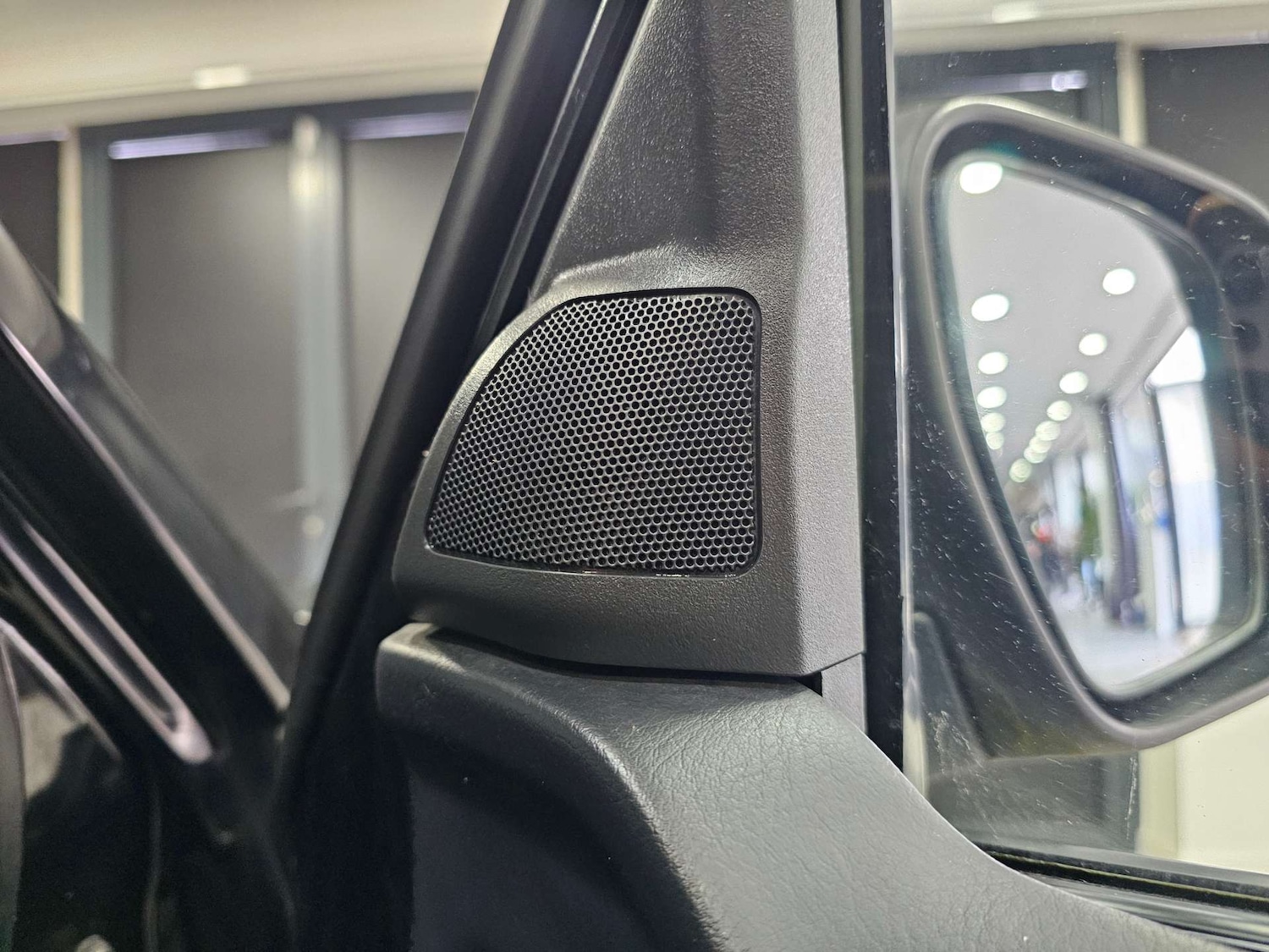 Used Mitsubishi Shogun 2015 for sale - 78003828: Photo 48