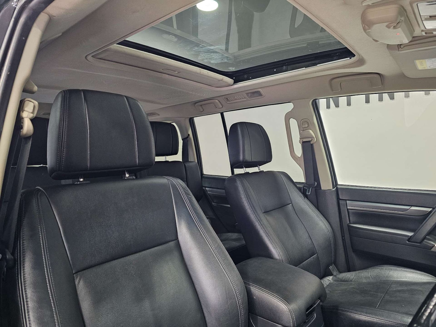 Used Mitsubishi Shogun 2015 for sale - 78003828: Photo 50