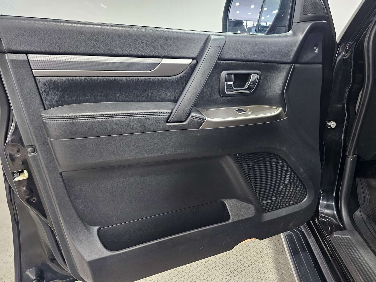 Used Mitsubishi Shogun 2015 for sale - 78003828: Photo 82