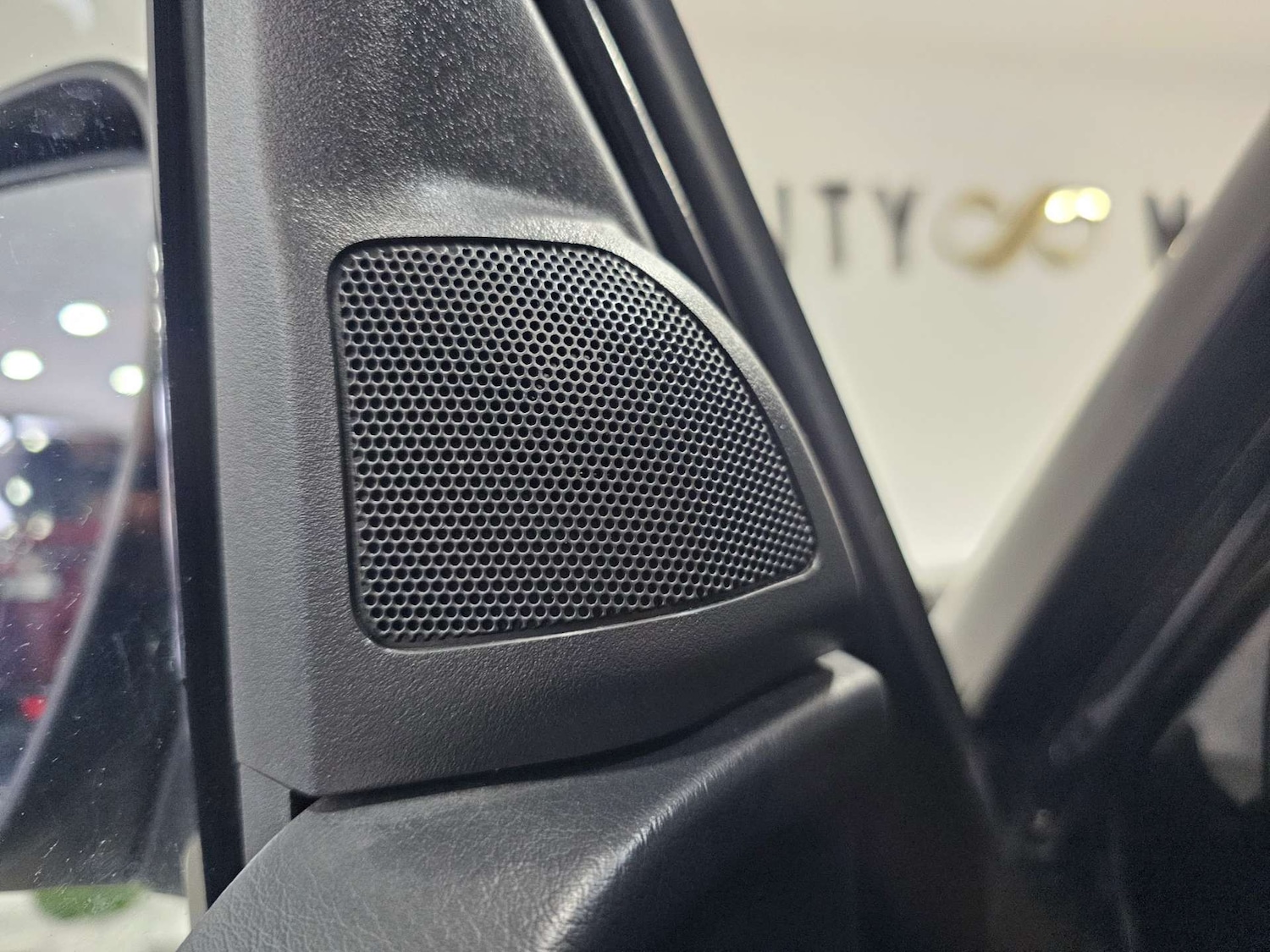 Used Mitsubishi Shogun 2015 for sale - 78003828: Photo 85