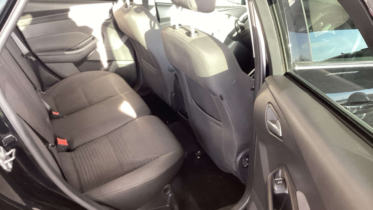 Used Ford Focus 2018 for sale - 77318479: Photo 11