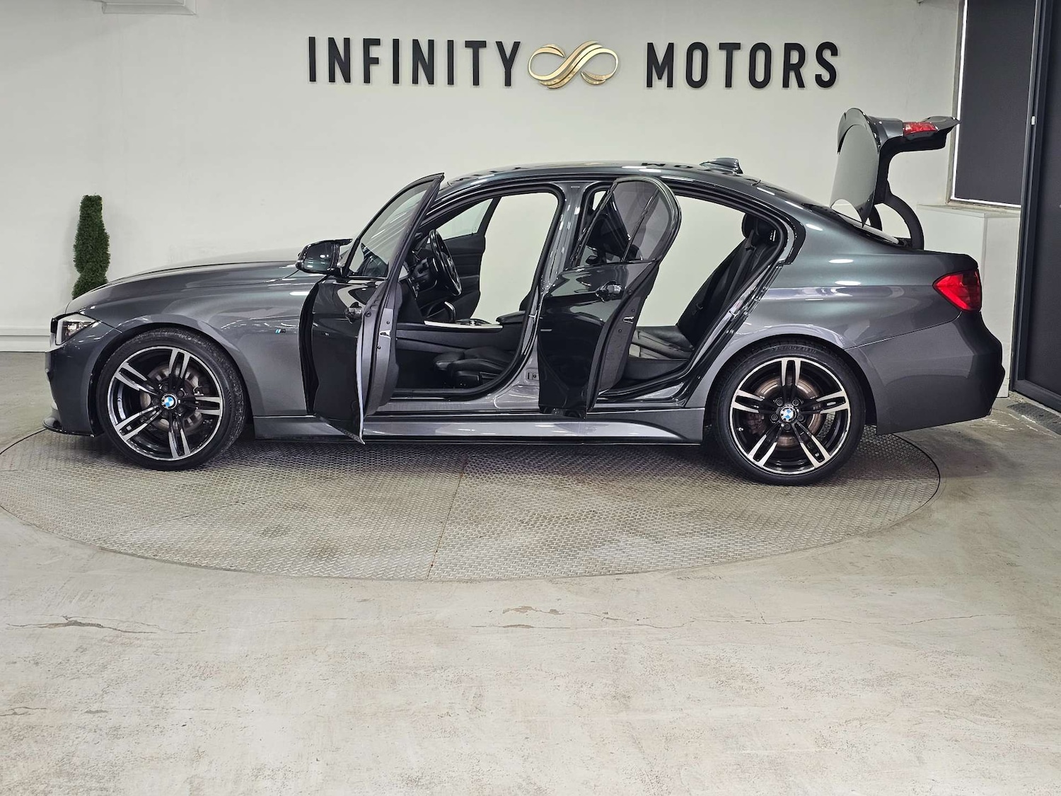 Used BMW 3 Series 2015 for sale - 78060692: Photo 44