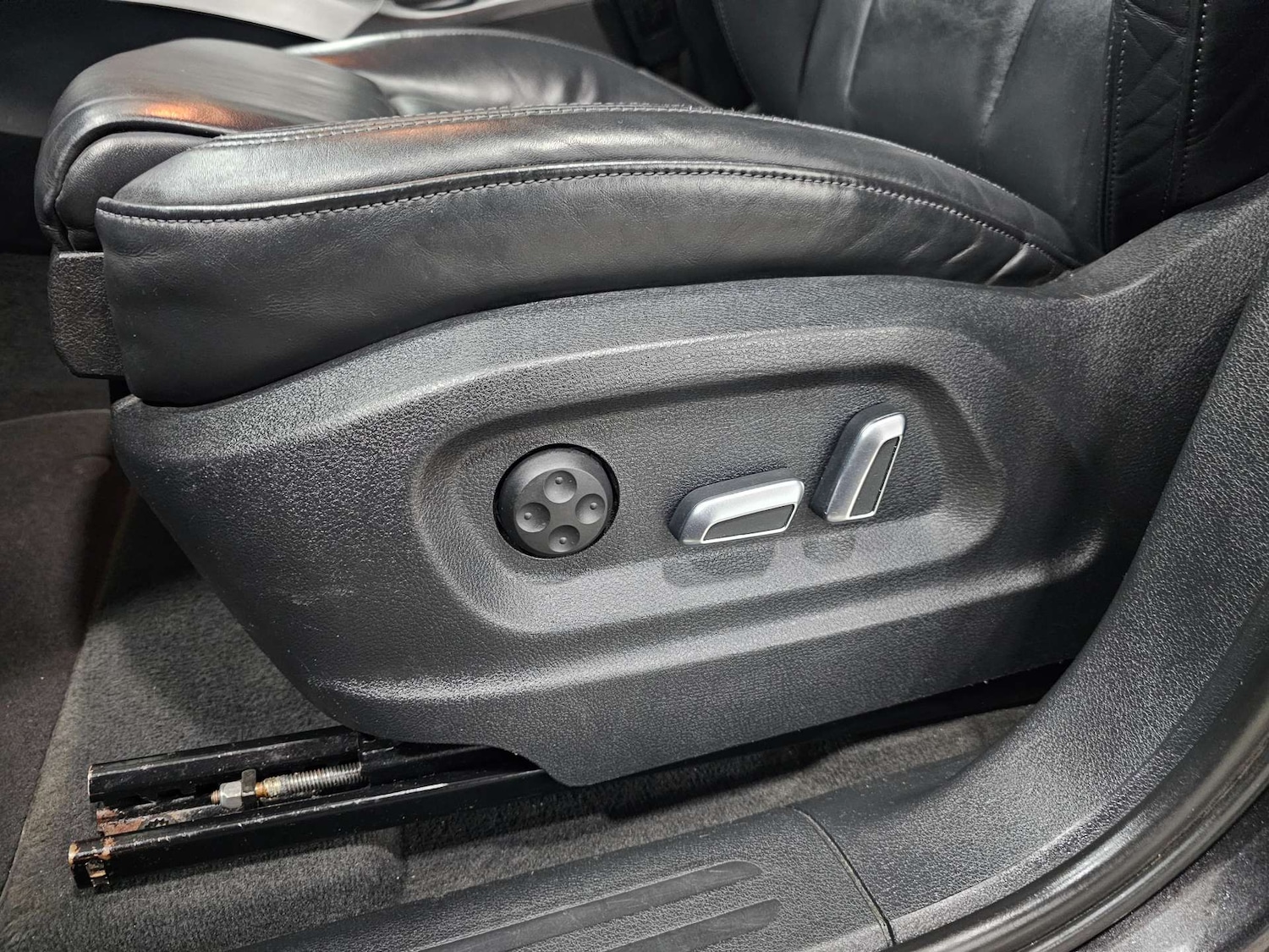 Used Audi Q5 2015 for sale - 77973543: Photo 100