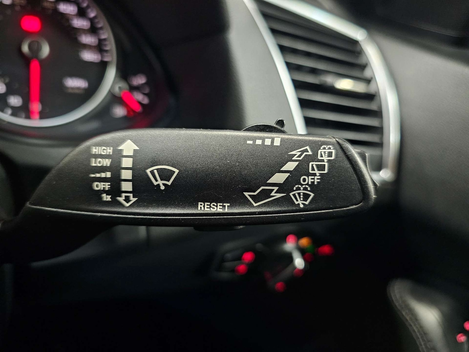 Used Audi Q5 2015 for sale - 77973543: Photo 28