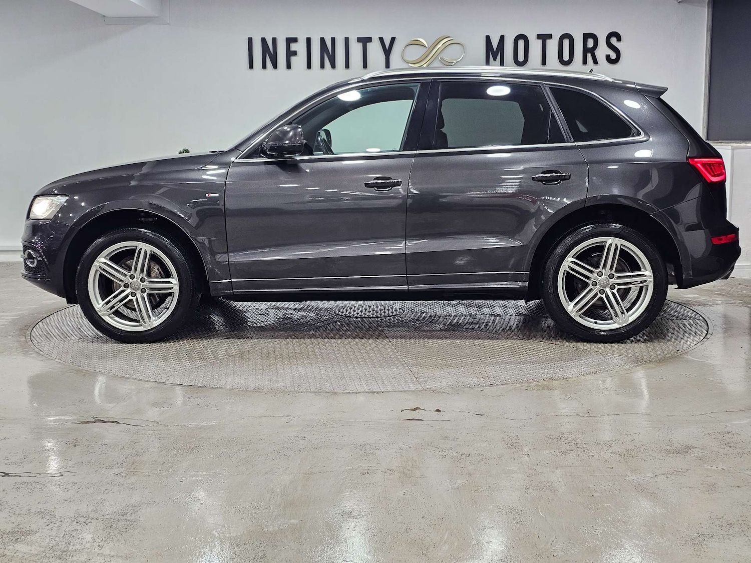 Used Audi Q5 2015 for sale - 77973543: Photo 34