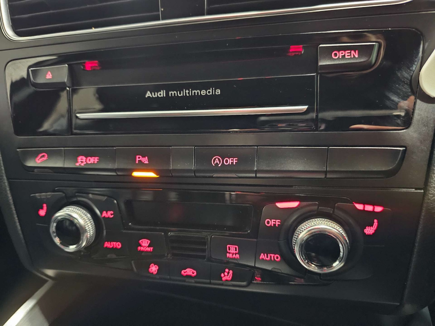 Used Audi Q5 2015 for sale - 77973543: Photo 39