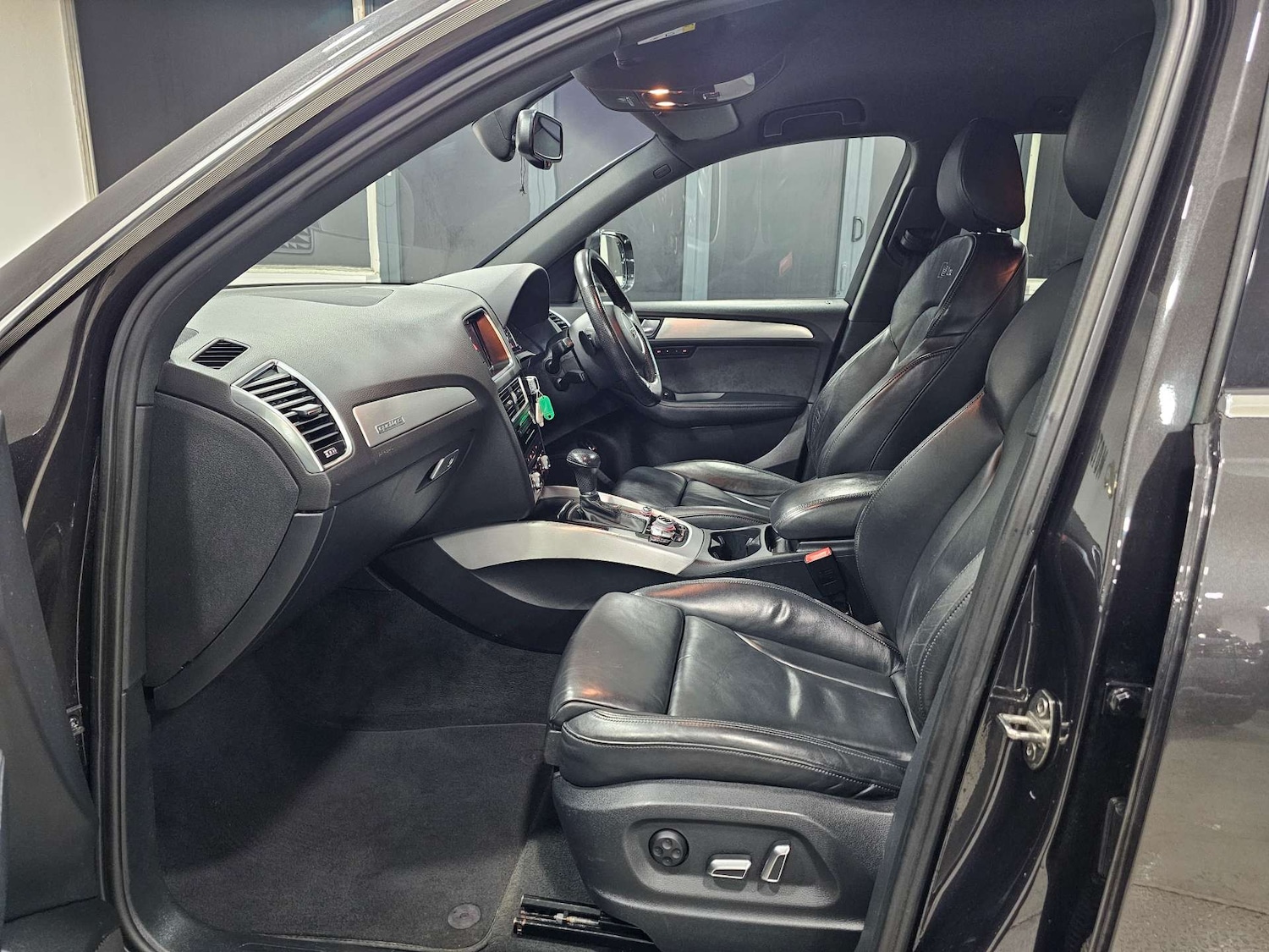 Used Audi Q5 2015 for sale - 77973543: Photo 76