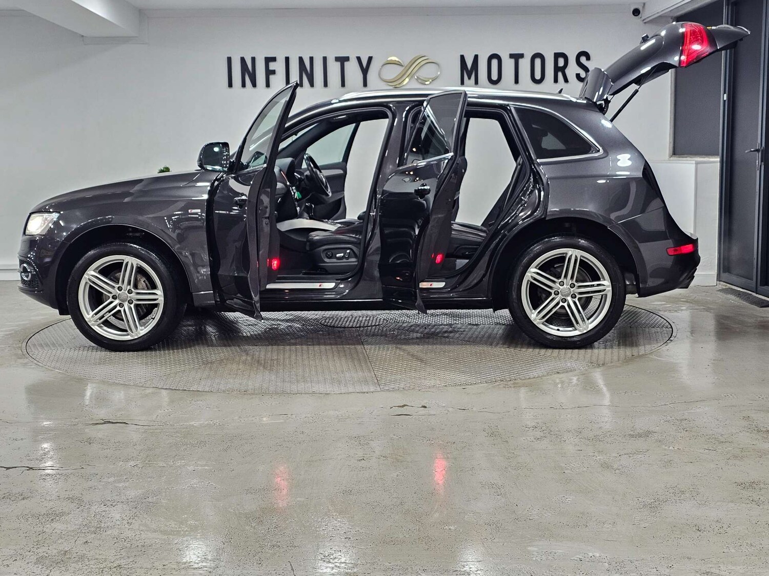 Used Audi Q5 2015 for sale - 77973543: Photo 79