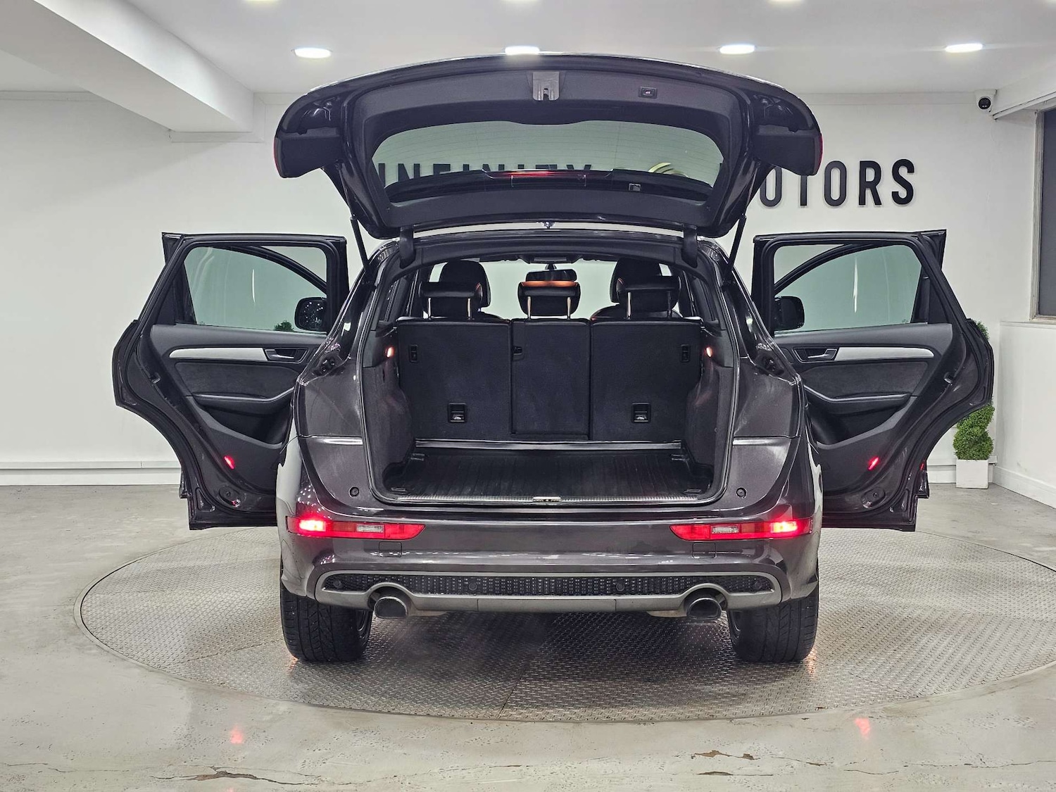 Used Audi Q5 2015 for sale - 77973543: Photo 80