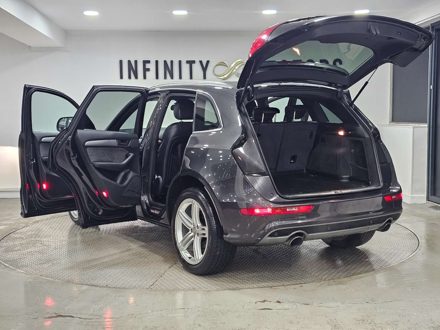 Used Audi Q5 2015 for sale - 77973543: Photo 87