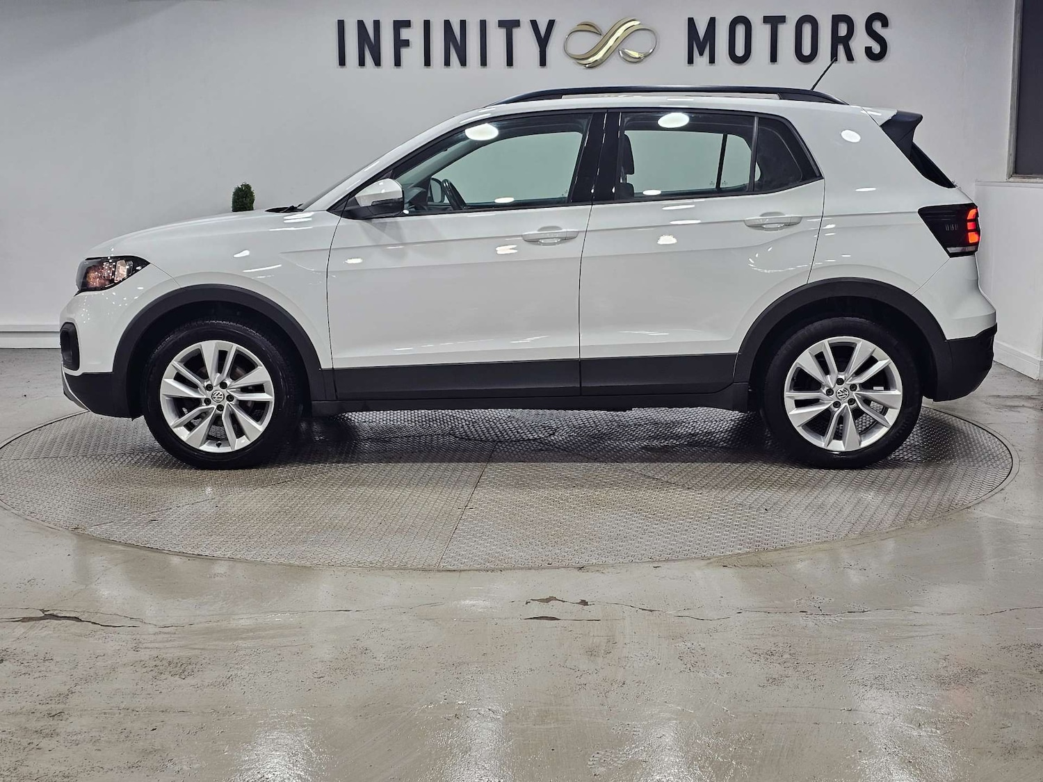 Used Volkswagen T-Cross 2019 for sale - 77084205: Photo 20