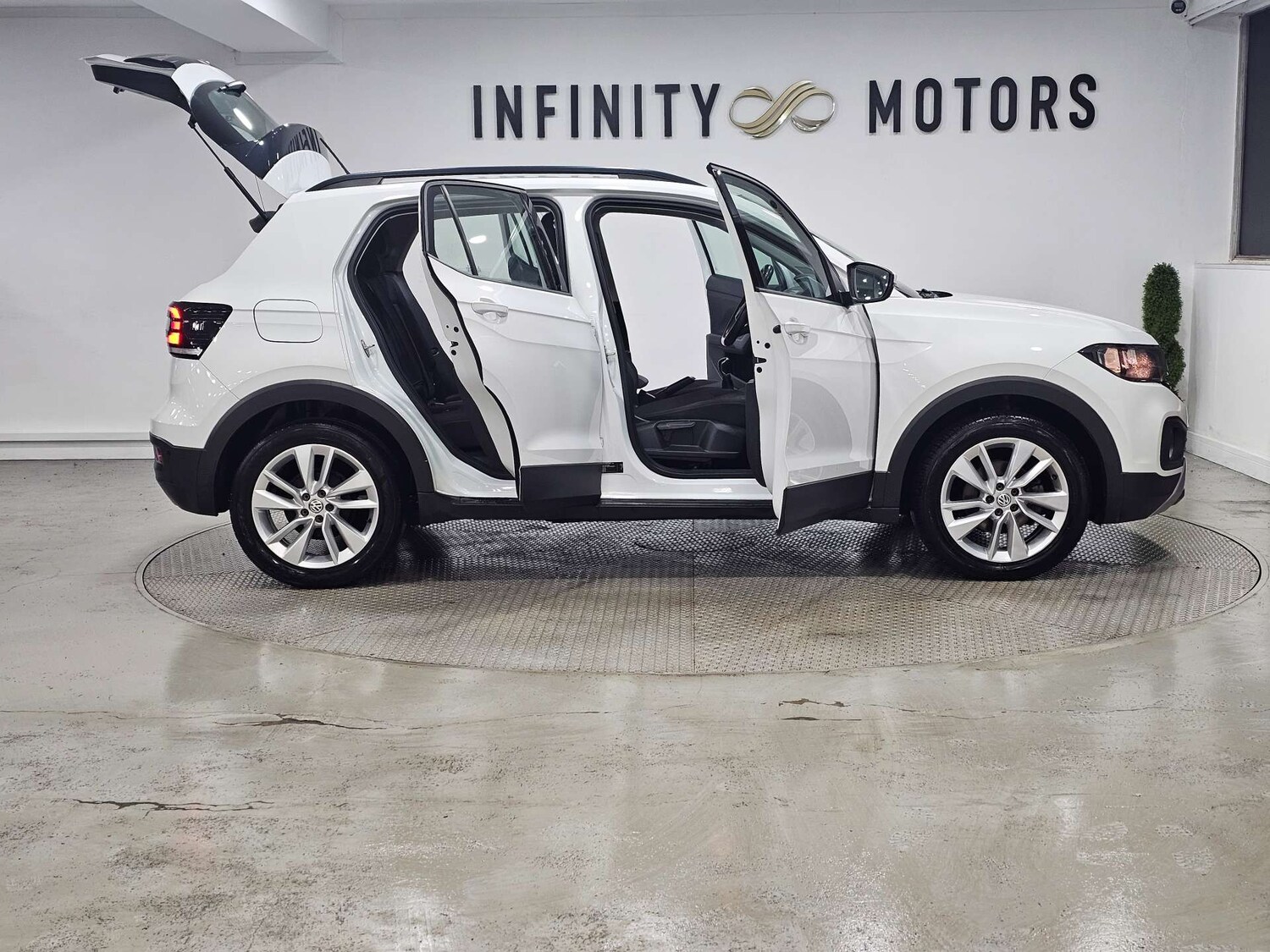 Used Volkswagen T-Cross 2019 for sale - 77084205: Photo 42